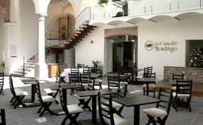 La Casa del MendrugoMexicana y Española 
